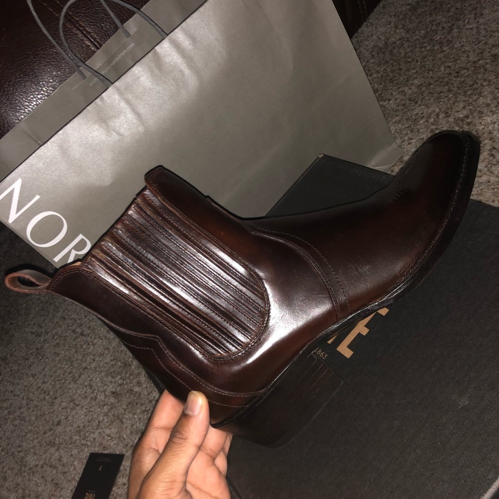 Frye Grady Chelsea western boot - Picture 6 of 8